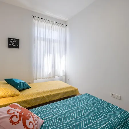Zoe & Masa's Place Apartment