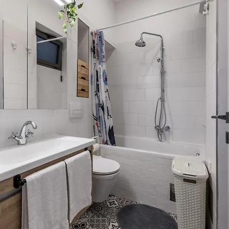 Apartment Zoe & Masa's Place Split